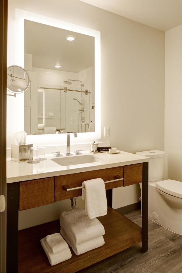 Archer Hotel Boston/Burlington Kültér fotó
